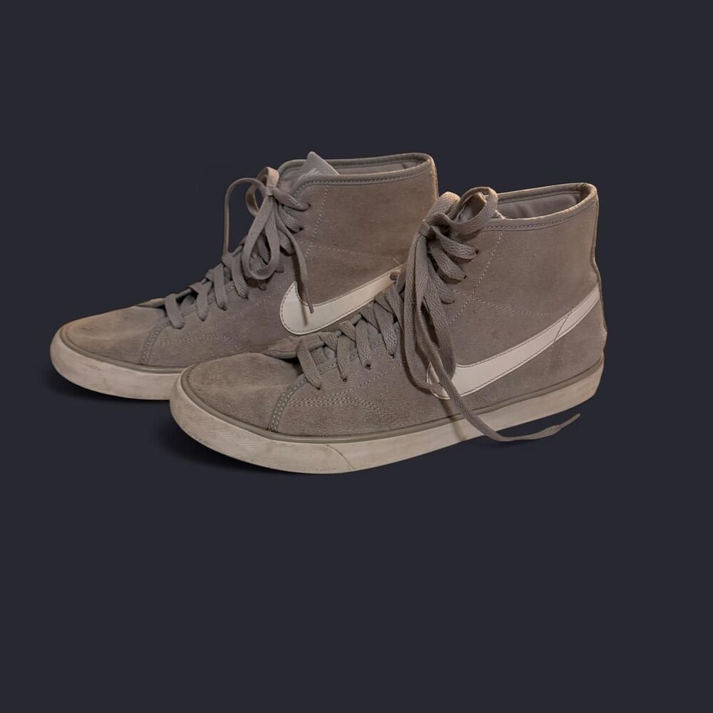 Nike Men's Grey Trainers